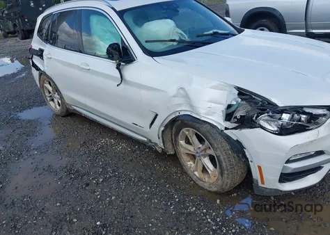 2018 BMW X3 xDrive30I z USA, uszkodzony, nr VIN 5UXTR9C51JLC82858